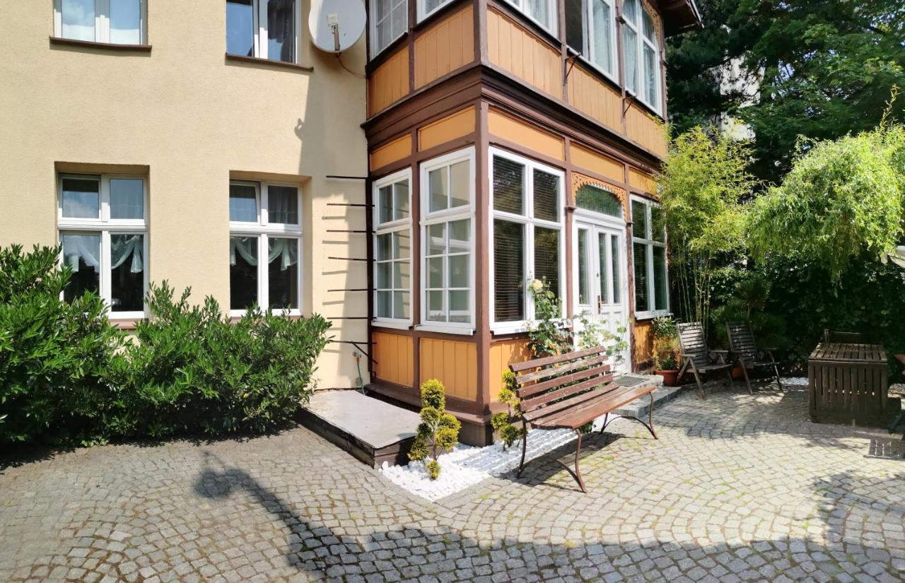 Apartament Z Ogrodkiem Lägenhet Sopot Exteriör bild