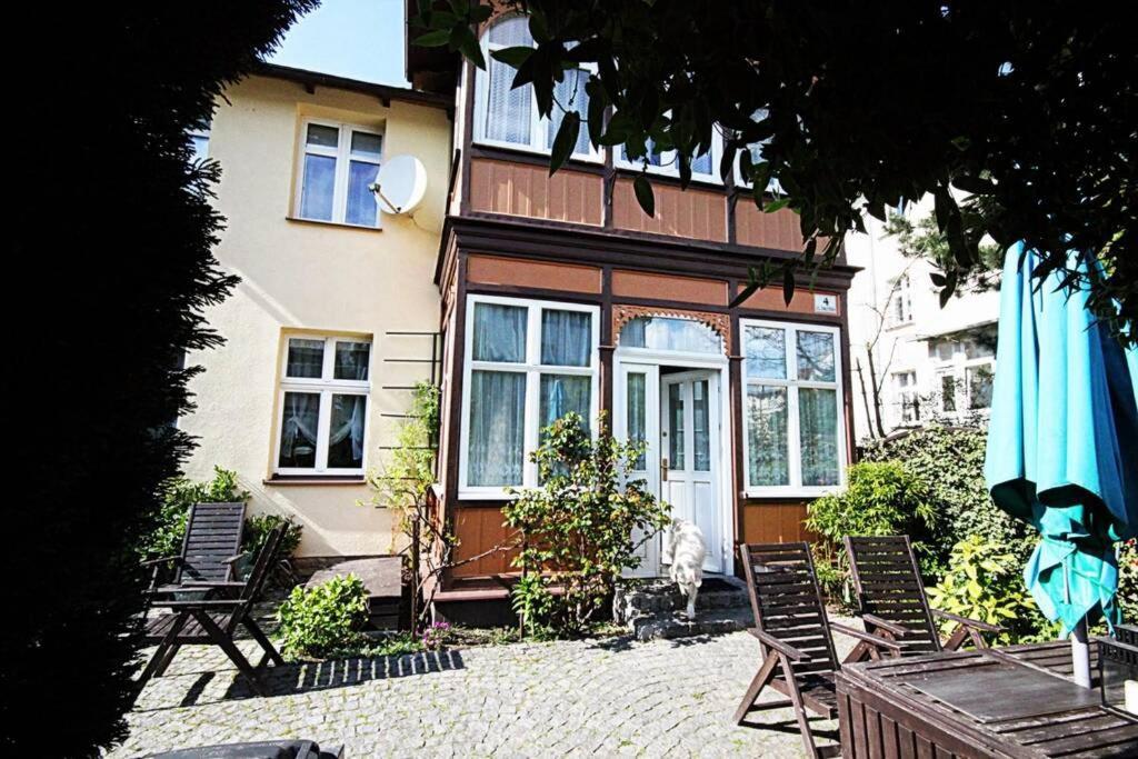 Apartament Z Ogrodkiem Lägenhet Sopot Exteriör bild